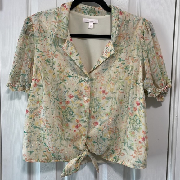 NWOT Lauren Conrad floral blouse - Picture 2 of 7